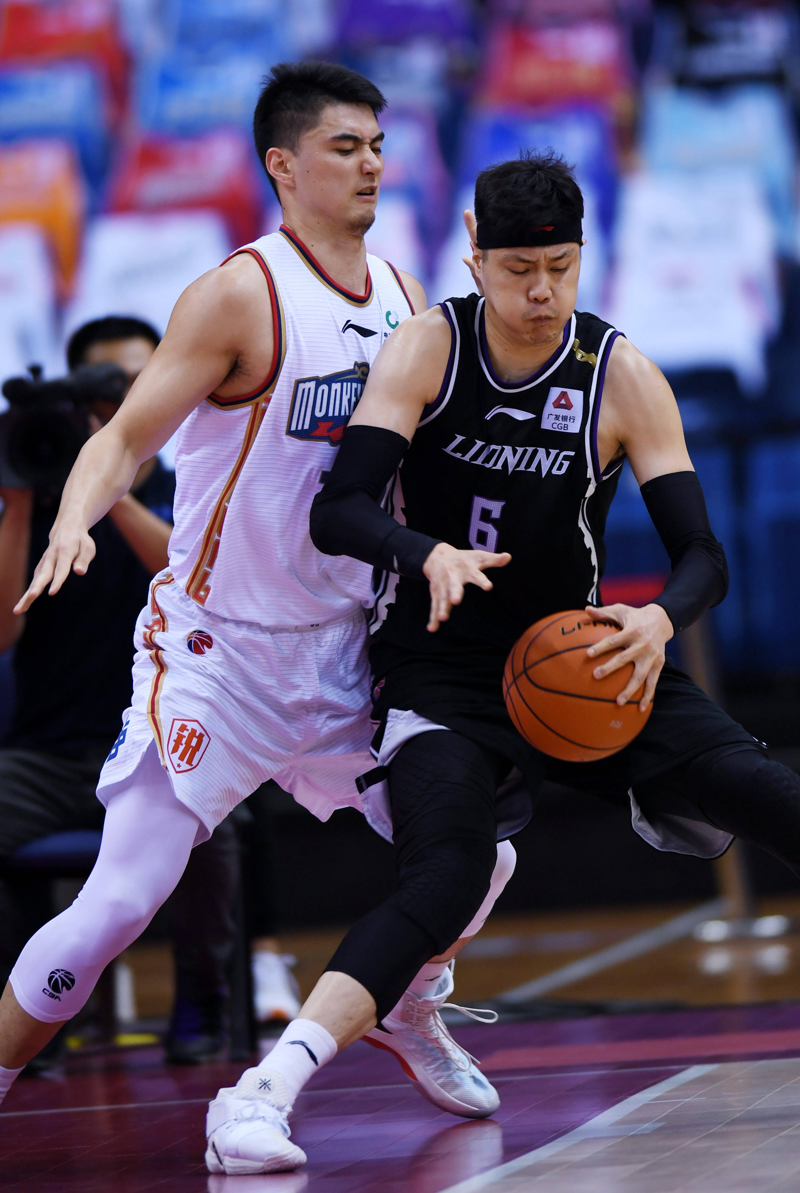 内暴增了5 内暴增了5