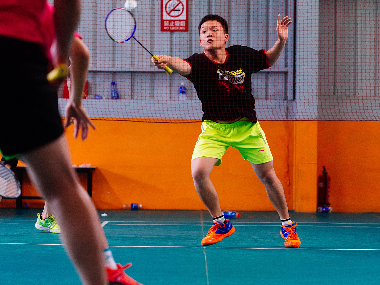 刻利用长传 刻利用长传